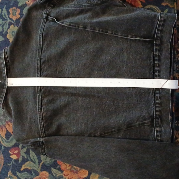 Guess Charcoal Cropped Denim Jacket - Picture 10 of 10